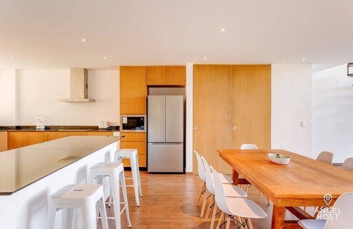 Luis Donaldo Colosio Condo | Stylish Oceanview Loft 2 Blocks to Beach & 5th Ave