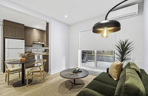 La Petite-Patrie Apartment | Stylish Open-Space Studio by Jean Talon Market