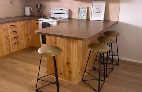 Ardrossan House | Stylish retro decor