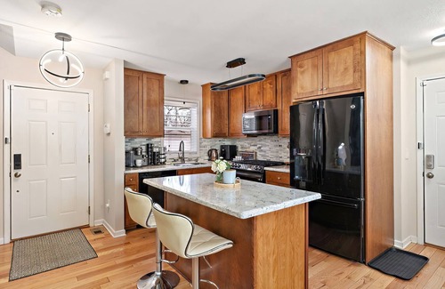 Fridley House | Stylish & Spacious Retreat - with a High tech Movie Theater near DT Minneapolis