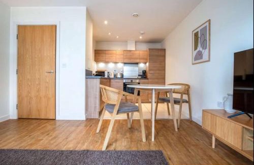 Limehouse Apartment | Stylish Stay in Limehouse