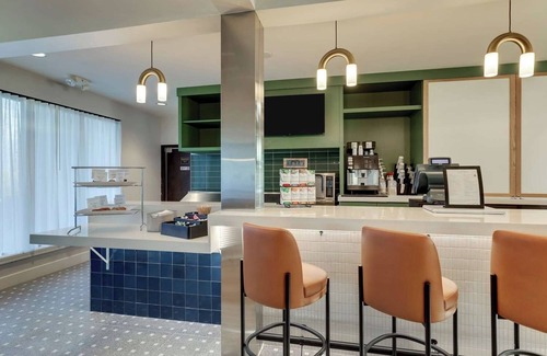 Mayo Clinic House | Stylish Stay in Scottsdale w/Pool, Gym & Near Mayo Clinic Campus Scottsdale!