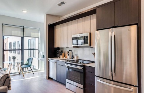 Pendleton Apartment | Stylish Studio | Pool, Gym, Walk to Casino & Bars