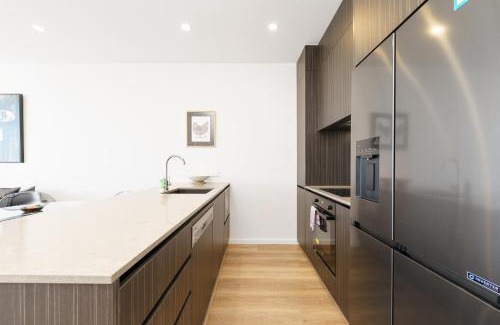 Manuka Apartment | Stylish Urban Apartment Close to Manuka - Hosted by Canstay