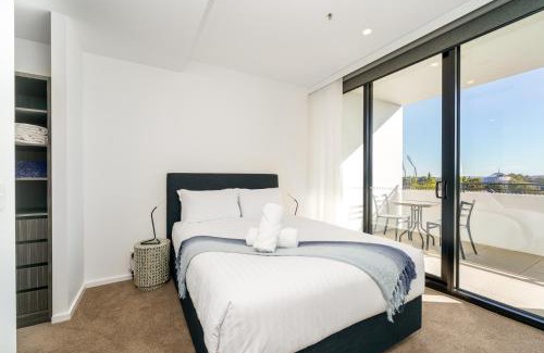 Manuka Apartment | Stylish Urban Apartment Close to Manuka - Hosted by Canstay