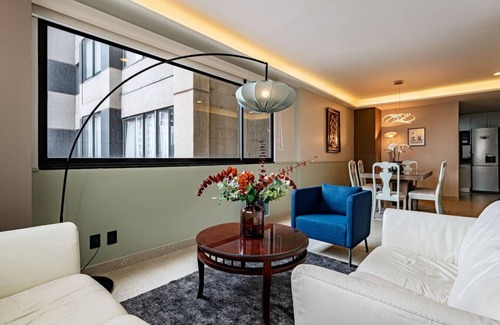 Ampliacion Granada Apartment | Stylish Urban Escape with Pool, Gym & BBQ in Prime Location