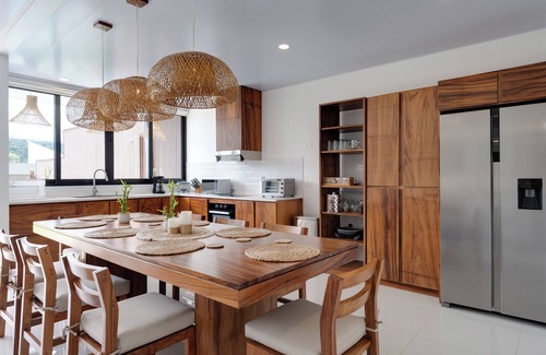 Barrio Pilo Villa | Stylish Volcano Villa w/Jacuzzi & Private Pool, volcano views, sun deck, WiFi