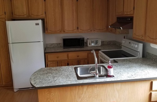 Montcalm Condo | Superb condo very spacious downtown