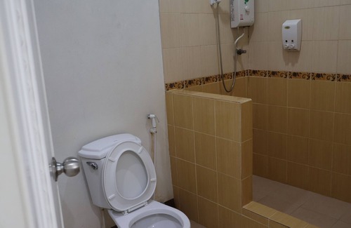 Wang Saphung Hotel | Suan Lamyai Resort