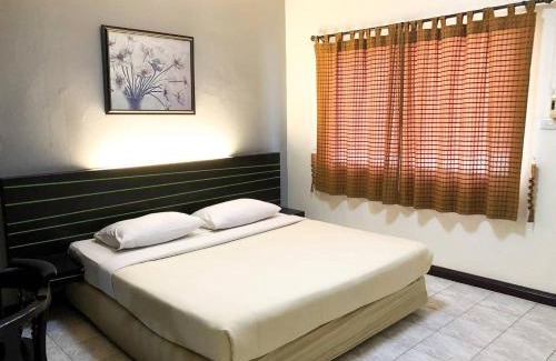 Tak Hotel | Suansin Garden Hotel โรงแรมสวนสินการ์เด้น