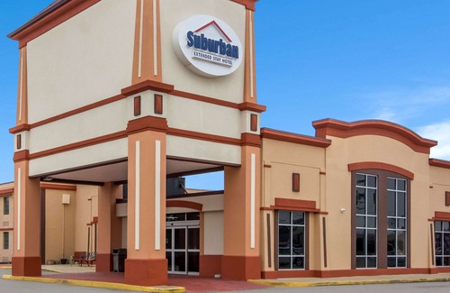 Bermuda Hotel | Suburban Extended Stay Hotel Chester I-95