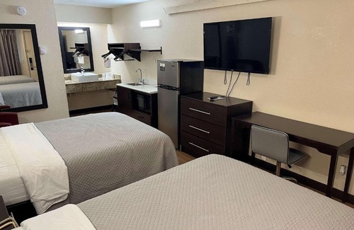 Peoria Hotel | Suburban Studios Peoria