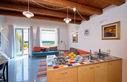 Ragusa Resort | Sud, holiday home with view in a resort with swimming pool