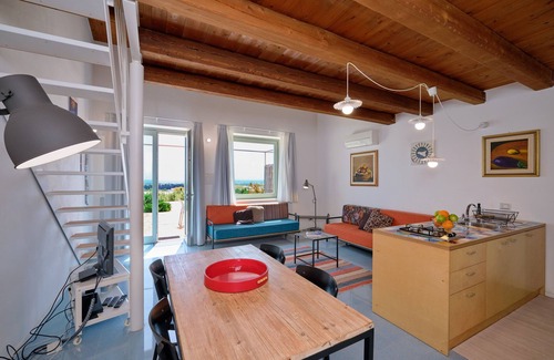 Ragusa Resort | Sud, holiday home with view in a resort with swimming pool