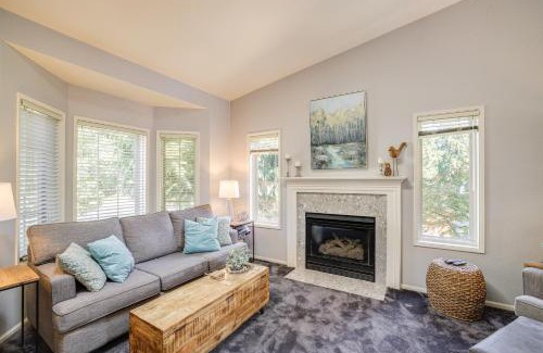 Sudden Valley House | Sudden Valley Home about 1 Block to Lake Whatcom!