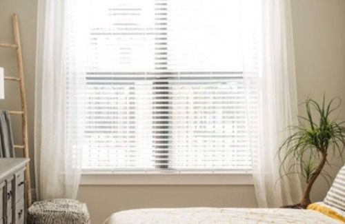 Sugar Land Apartment | Sugar Land 2/2 Private Garage Walk In Shower