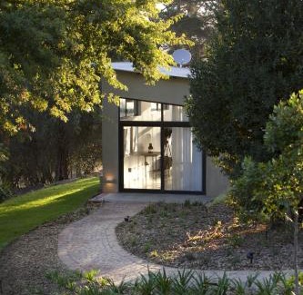 Stellenbosch House | Sugarbird Manor