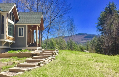 Waitsfield House | Sugarhouse Lodge—A Secluded Hilltop Retreat