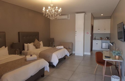 Bloemfontein House | Suikerbossie Guesthouse