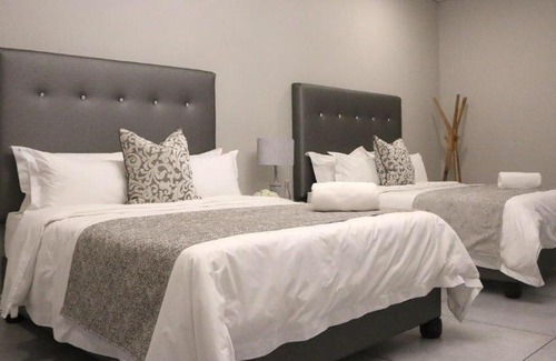 Bloemfontein House | Suikerbossie Guesthouse