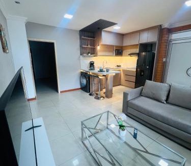 Loja Apartment | Suit comoda y central