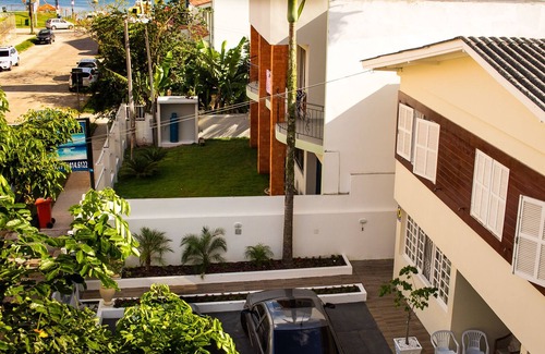 Canasvieiras House | Suite 30m from the beach in an inn with pool