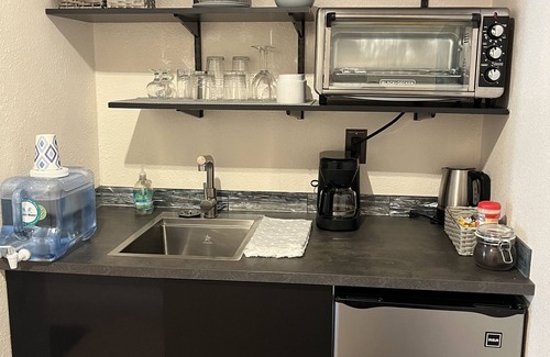 Aptos Apartment | Suite A Work Play and Stay by the beach. Trails to the water from property.