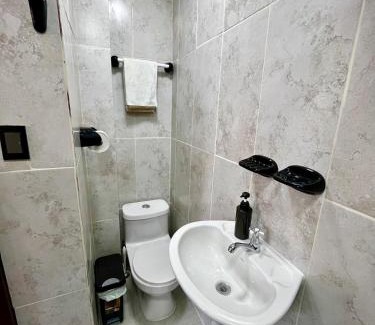 San Eduardo House | Suite Deluxe - 4 min Consulado Americano