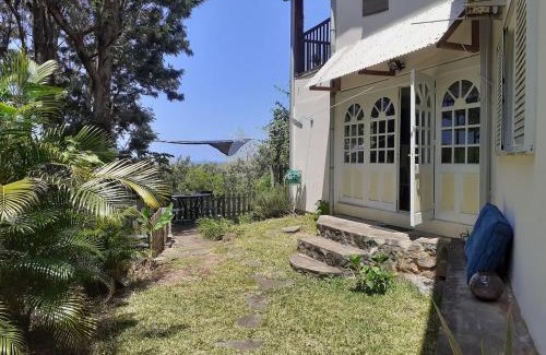 L'Etang-Sale Apartment | Suite exotique