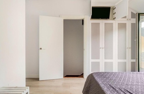 Cartes House | Suite independiente con baño y terraza