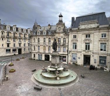 Charleville-Mezieres Apartment | Suite Isabelle - 2 pers Le charme intemporel