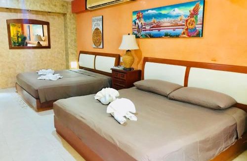 Playacar Bed & Breakfast | Suite Jacuzzi Room in Stunning Villa Playacar Ii