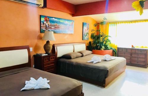 Playacar Bed & Breakfast | Suite Jacuzzi Room in Stunning Villa Playacar Ii