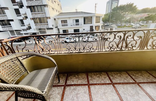 Kennedy Condo | Suite Junior Junto Al San Marino