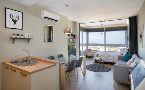 Torremolinos Apartment | Suite La Colina