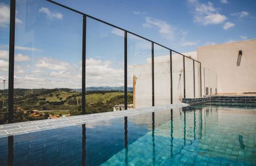 Nazare Paulista House | Suite Luxo com Piscina Privativa e Jacuzzi