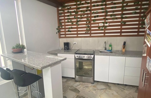 San Blas Apartment | Suite Minimalista en el Centro de Cuenca