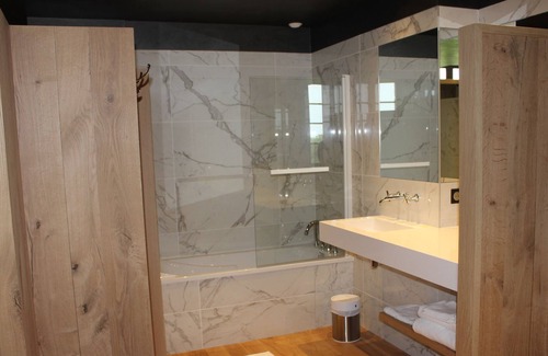 Reville Apartment | Suite n°2 du Manoir de la Crasvillerie