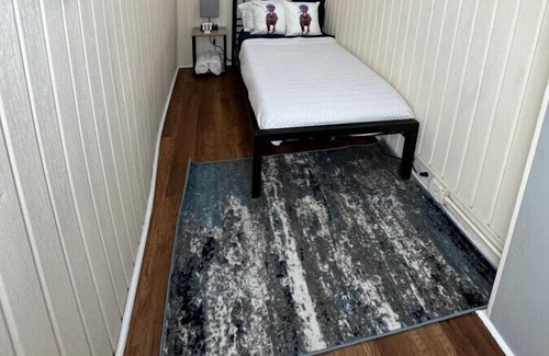 Smoketown Jackson Cabin | Suite near downtown Louisville, KY · Suite VIII