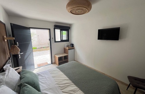 Uzes Bed & Breakfast | Suite Parentale Indépendante au Sein de la Maison D'hamih, Avec Petit-déjeuner