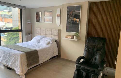 Suba Apartment | Suite privada en Usaquén con silla de masajes