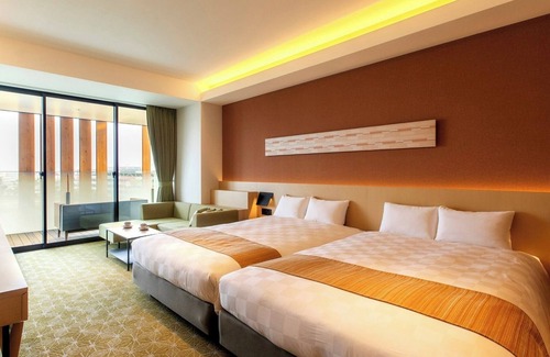 Fukuoka Hotel | Suite RoomWith Jacuzzi 40 sqm | Room Only Bas/Fukuoka Fukuoka
