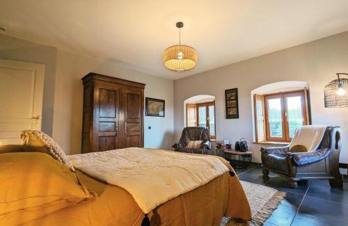 Saint-Privat-d'Allier Bed & Breakfast | Suite spacieuse avec bien-être, parking, wifi, à Saint-Privat-d'Allier - FR-1-582-491