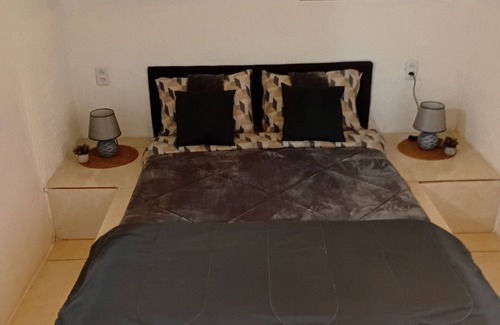 Santana do Livramento Cabin | Suite with private garage. Location: 5 km from the center. (Pets are welcome!)