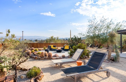 Joshua Tree House | 🌵 Sukha Life Hideaway - Hot Tub, Fire Pit, Privacy and Endless Views! 🌵