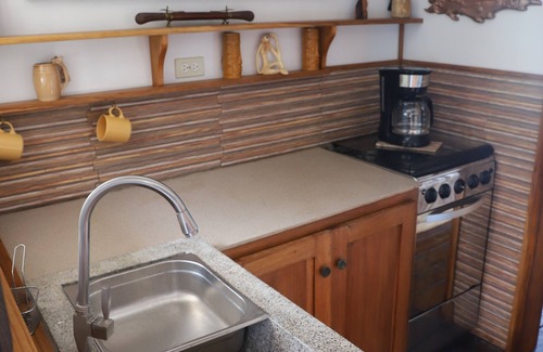 Hope Well House | Sum-Beach Sum-Where Floating Home