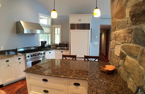 Northport House | Summer 2026 calendar open! Enjoy panoramic ocean views from home near Camden