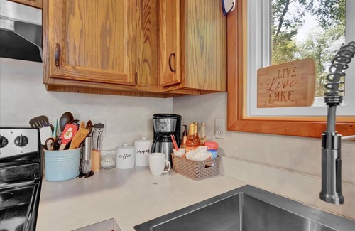 Gouldsboro Cabin | Summer cabin w/Private Beach in Big Bass Lake resort community