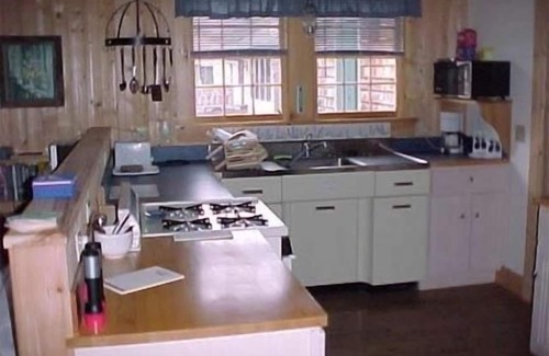 Manset Cottage | Summer Cottage on MDI nestled in woods