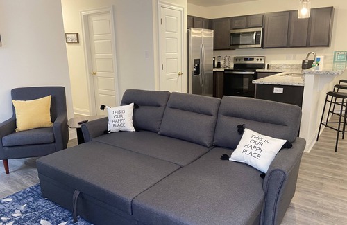 Gulfport House | Summer Fun/Beach/Shopping and much more!